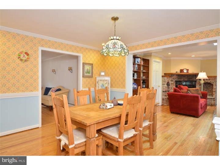 185 Ladderback Lane Devon, PA 19333 - Photo 7 of 23 Kitchen
