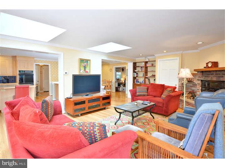 185 Ladderback Lane Devon, PA 19333 - Photo 8 of 23 Family Room