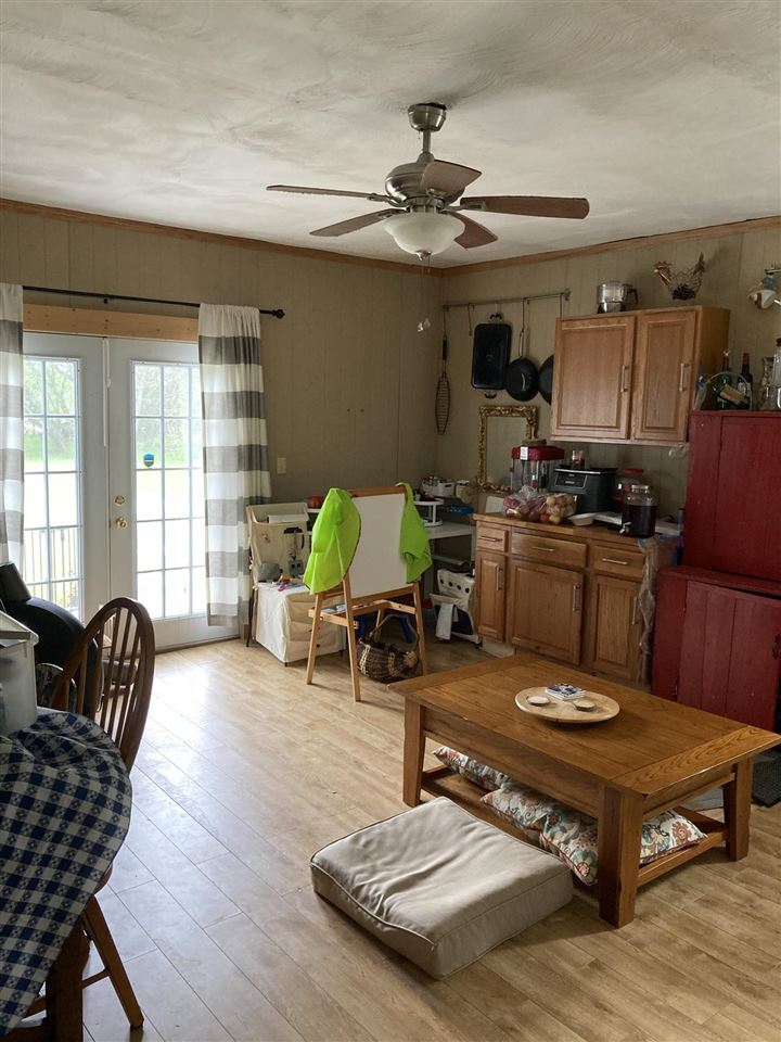 1787 East Henderson Road Owosso, MI 48867 - Photo 14 of 32 50046468-14.JPG