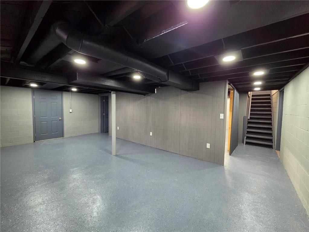 265 North Duffy Road Butler, PA 16001 - Photo 32 of 41 a view of an empty room