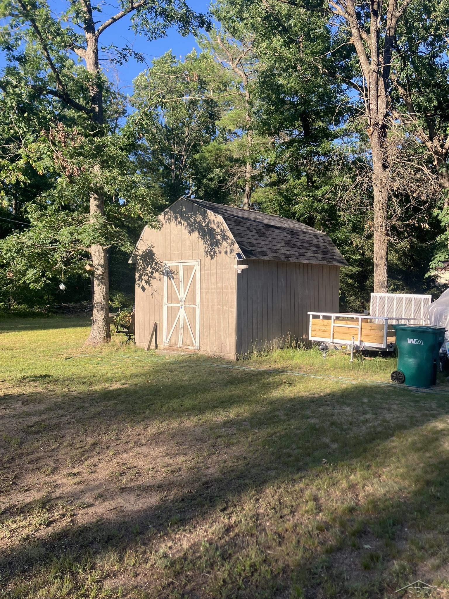 8278 Chain Lake Road South Branch, MI 48761 - Photo 4 of 20