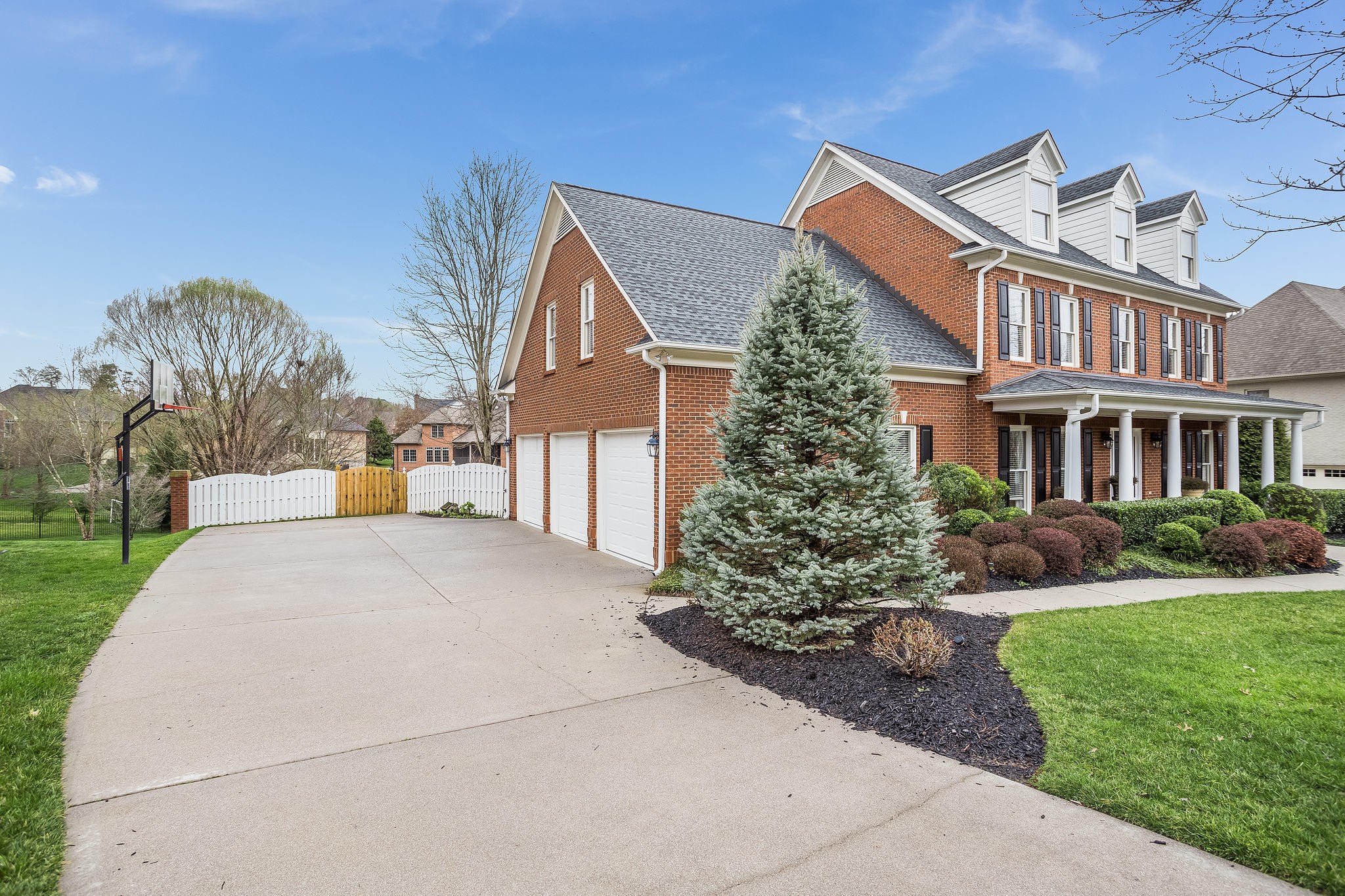 1714 Redgrave Road Knoxville, TN 37922 - Photo 2 of 36 Gallery Image 2