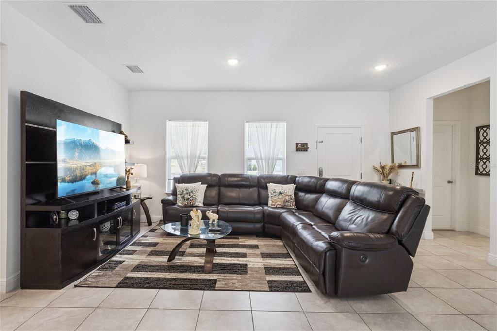 7868 Southwest 138 Street Road Ocala, FL 34473 - Photo 3 of 40