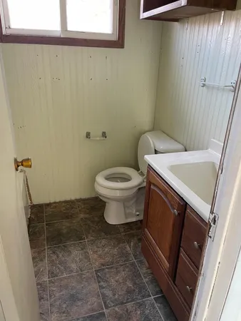 $80,000 | 1804 10th Place Northeast, Austin, MN 55912