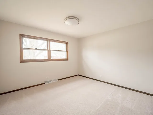 $399,900 | 9836 West Paxton Drive, Beach Park, IL 60099