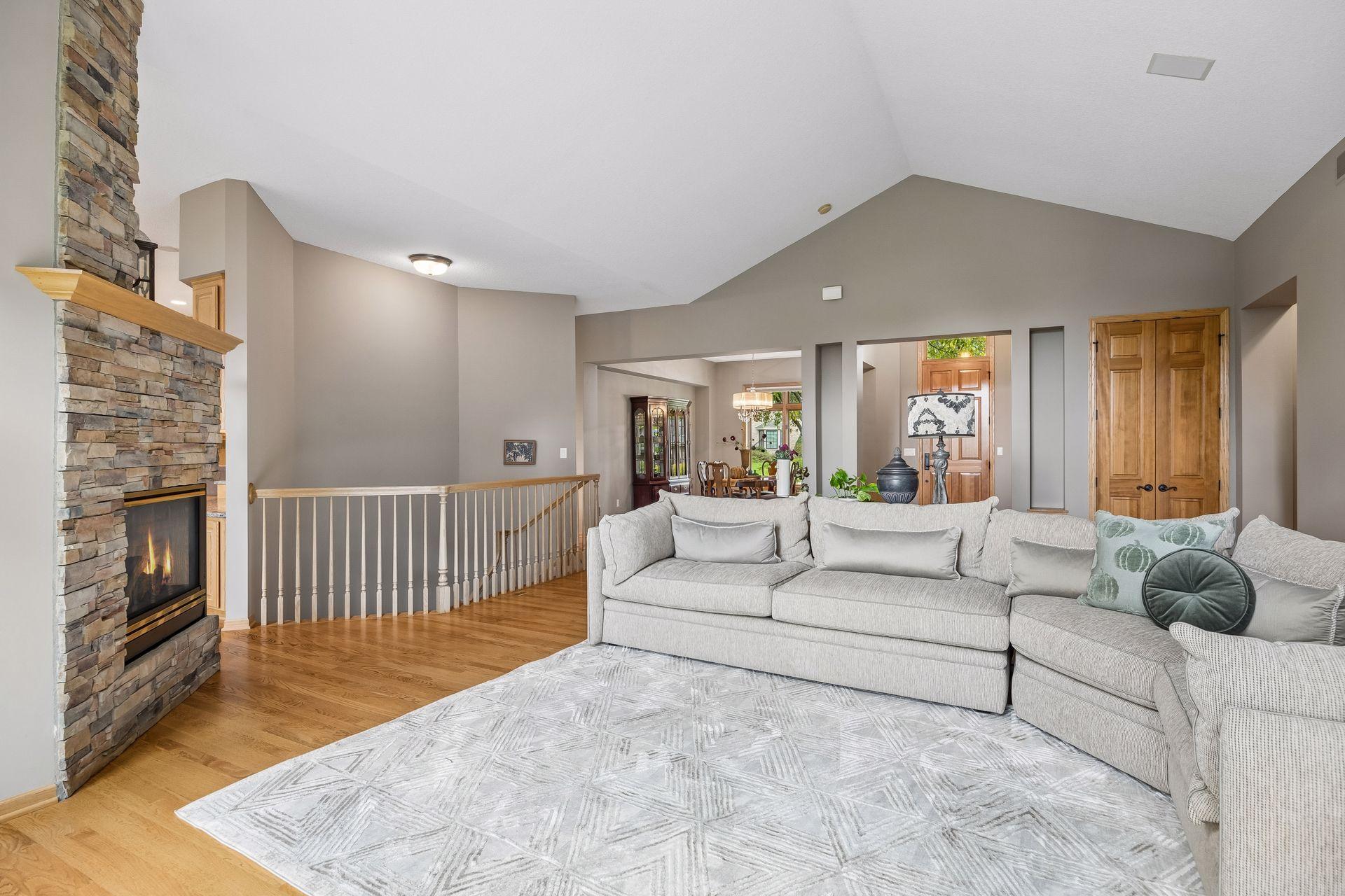 15316 Boulder Pointe Road Eden Prairie, MN 55347 - Photo 7 of 52 Gallery Image 7