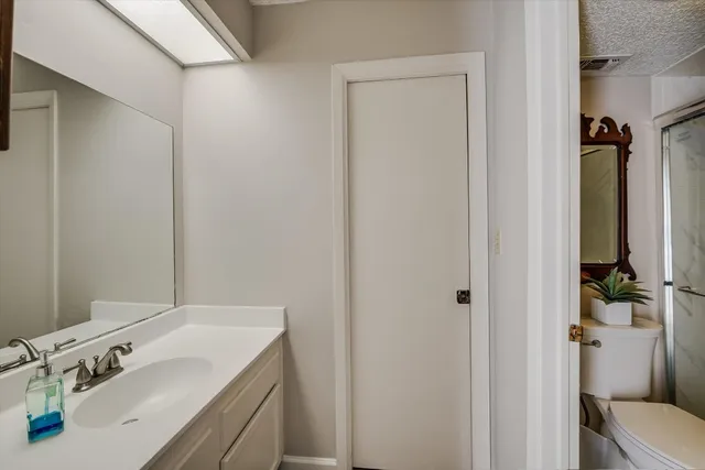 $1,850 | 15 Casa Verde Street, Lakeway, TX 78734