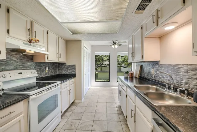 $1,850 | 15 Casa Verde Street, Lakeway, TX 78734