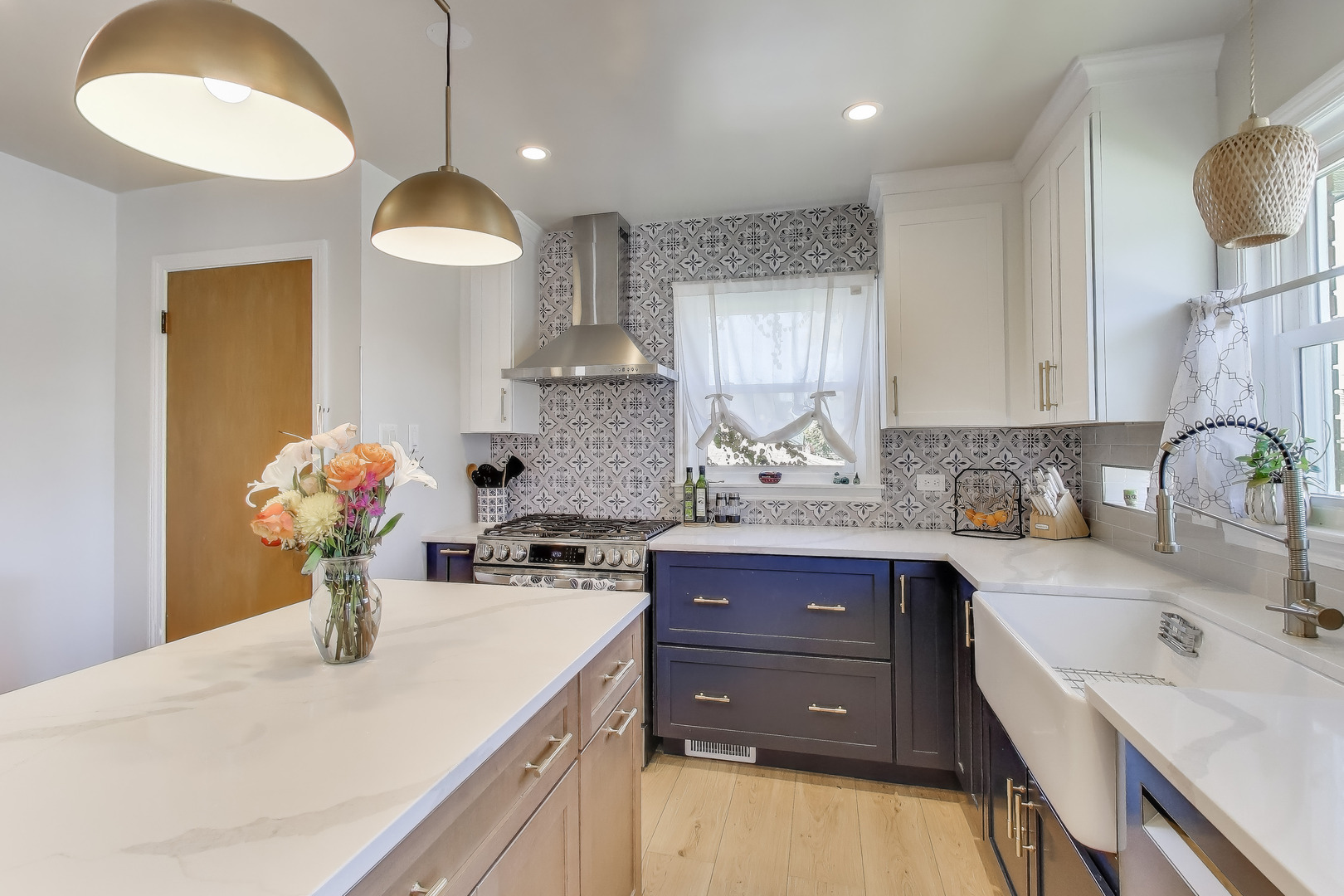 Undisclosed Address Chicago, IL 60655 - Photo 7 of 25 a kitchen with a sink and a stove