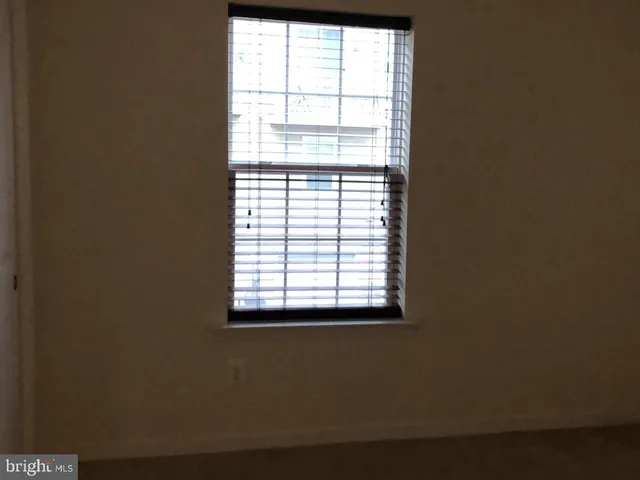 $2,700 | 25549 Feltre Terrace, Unit 226, Chantilly, VA 20152