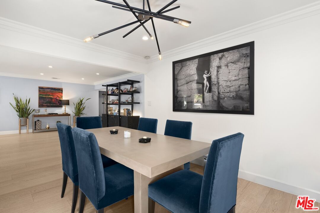 8142 Amor Road Los Angeles, CA 90046 - Photo 16 of 26 Gallery Image 16