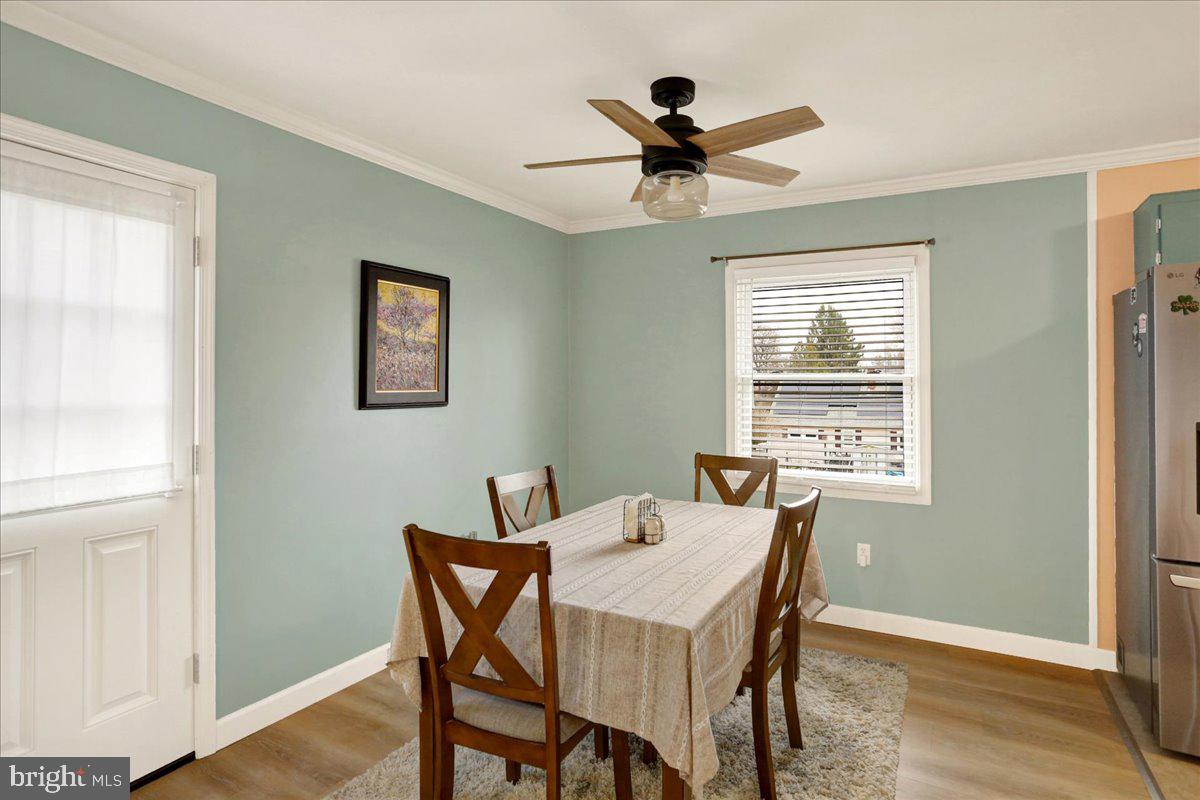 919 Philadelphia Avenue Reading, PA 19607 - Photo 10 of 37 a dining room with furniture and window
