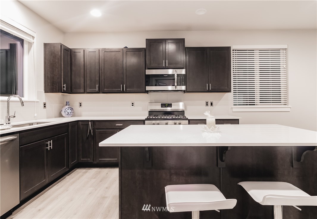19408 36th Avenue Southeast, Unit A Bothell, WA 98012 - Photo 6 of 24 Gallery Image 6