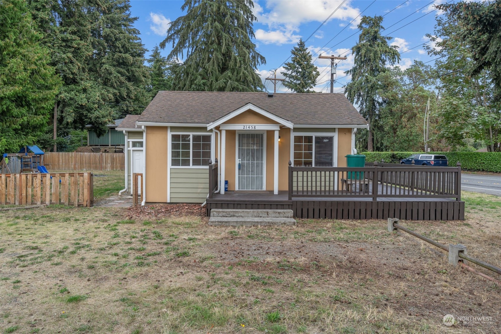 21458 Military Road South SeaTac, WA 98198 - Photo 2 of 32 Gallery Image 2