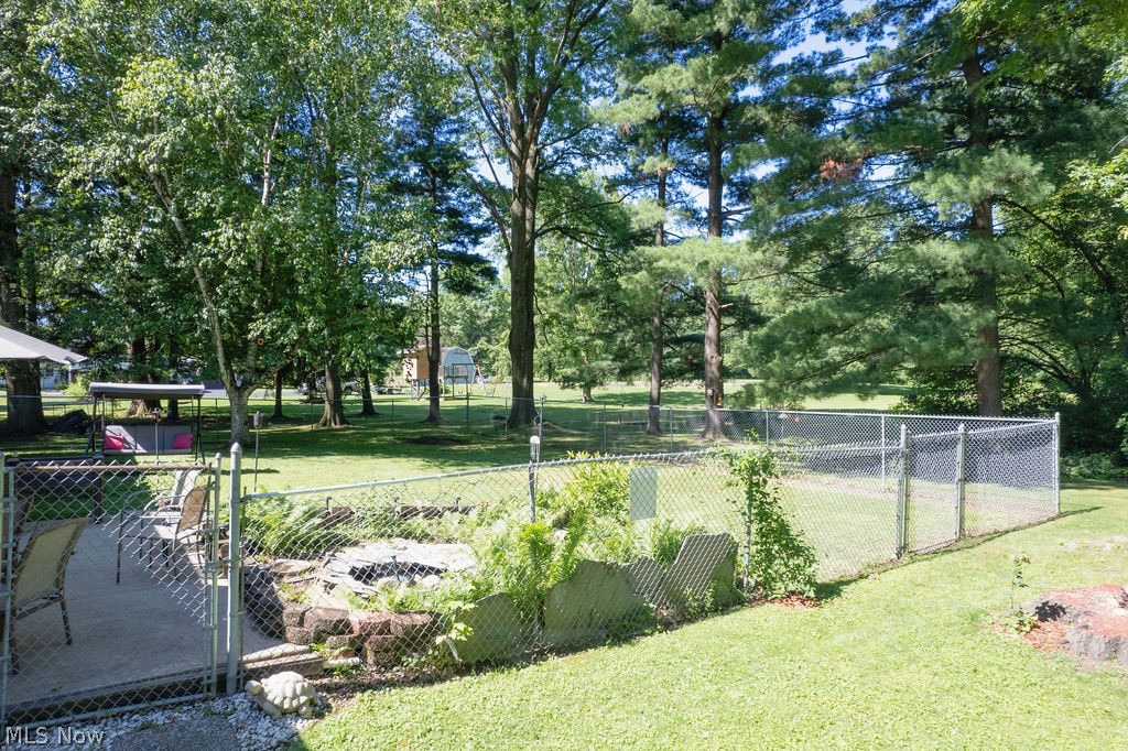 1195 New Milford Road Atwater, OH 44201 - Photo 8 of 38