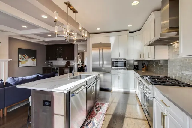 $1,450,000 | 2429 West Pensacola Avenue, Chicago, IL 60618