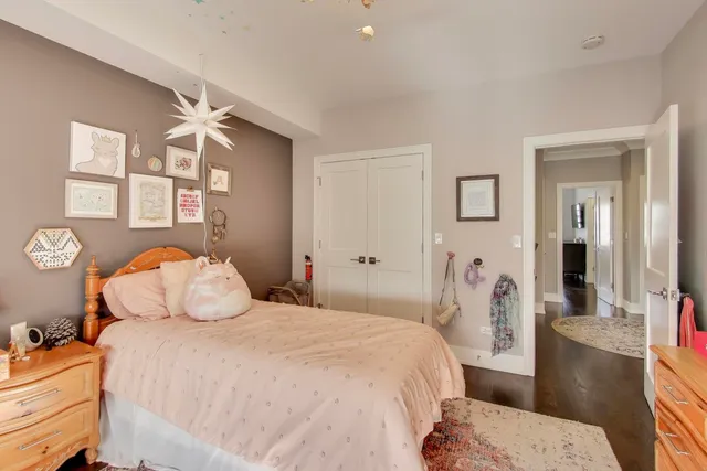 $1,450,000 | 2429 West Pensacola Avenue, Chicago, IL 60618