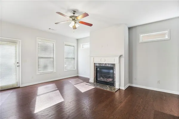 $3,200 | 5090 Breezewood Circle, Alpharetta, GA 30004