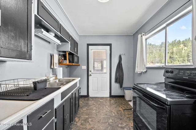 $390,000 | 14 Lilac Avenue, Kingston, ID 83839