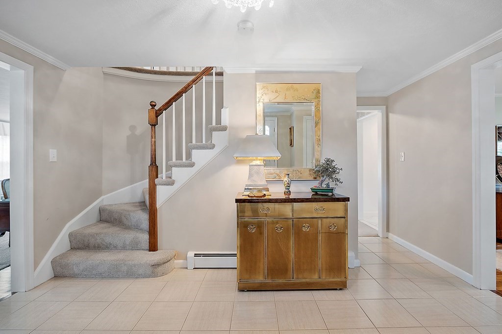 2 Huntingdon Road Lynnfield, MA 01940 - Photo 8 of 41 Gallery Image 8