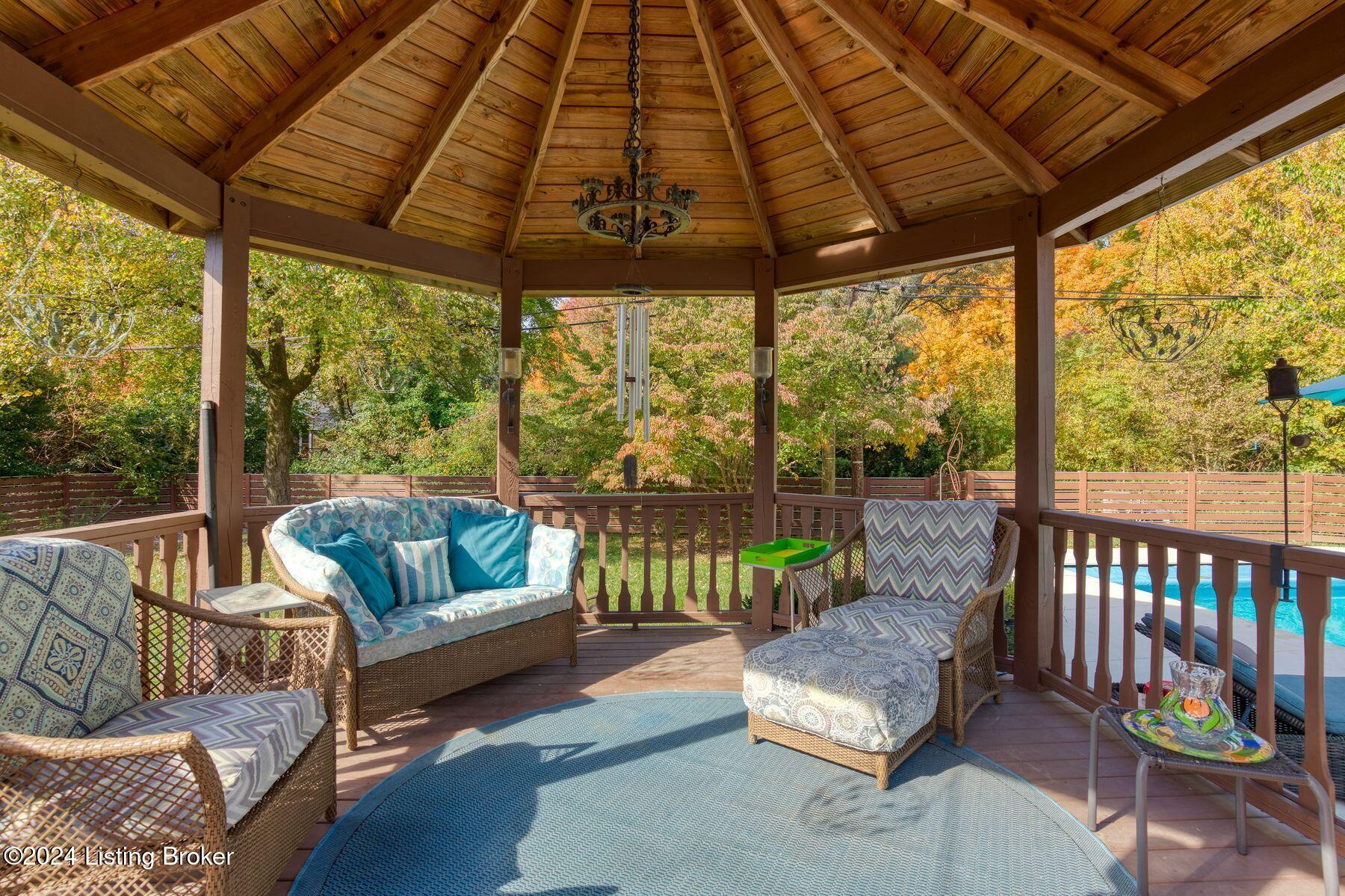 1512 Ocala Road Louisville, KY 40222 - Photo 26 of 32 photo_online_025
