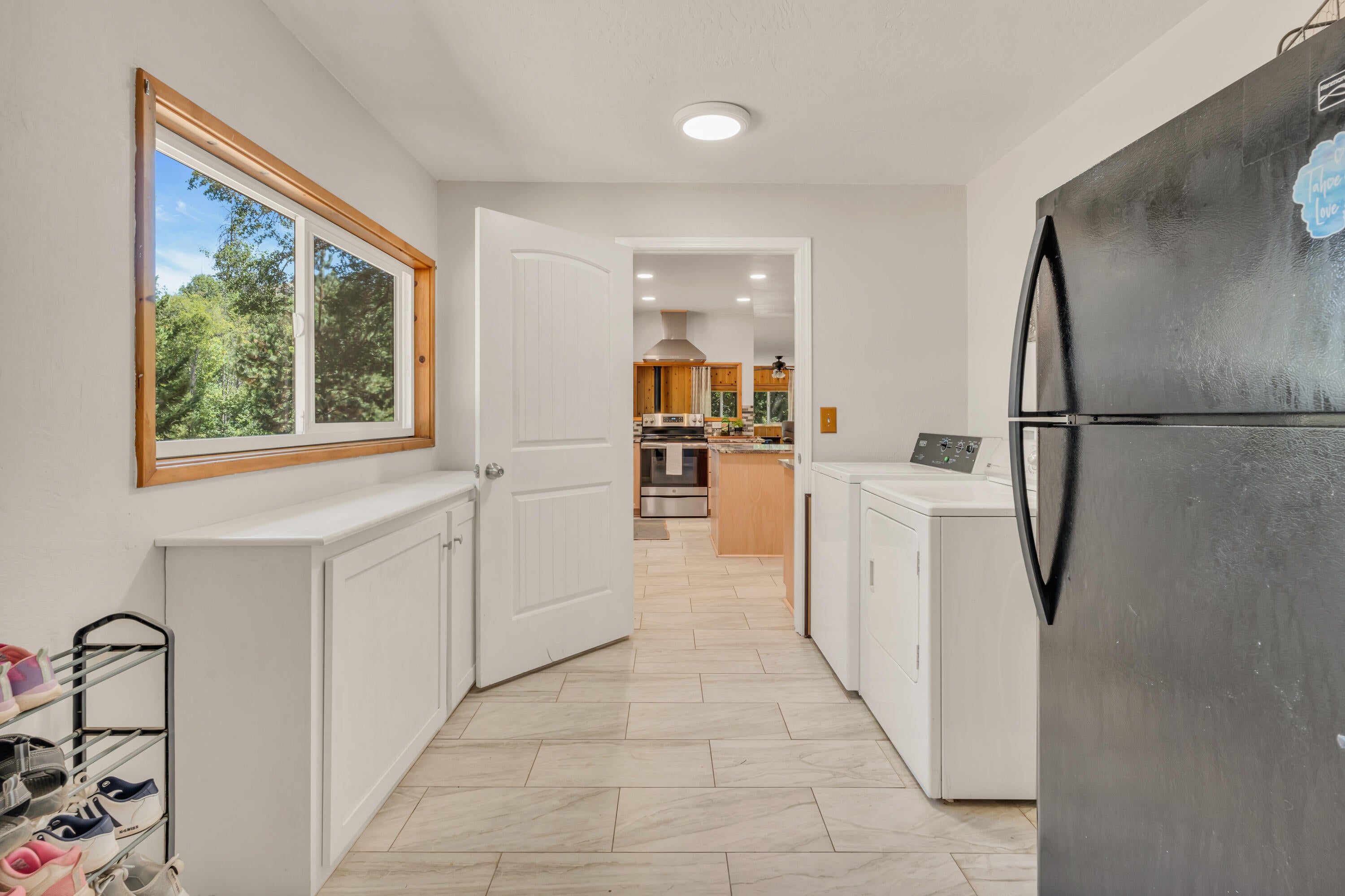 304 Thompson Creek Road Selma, OR 97538 - Photo 17 of 53 304 Thompson Creek Rd, Selma, OR 97538-0