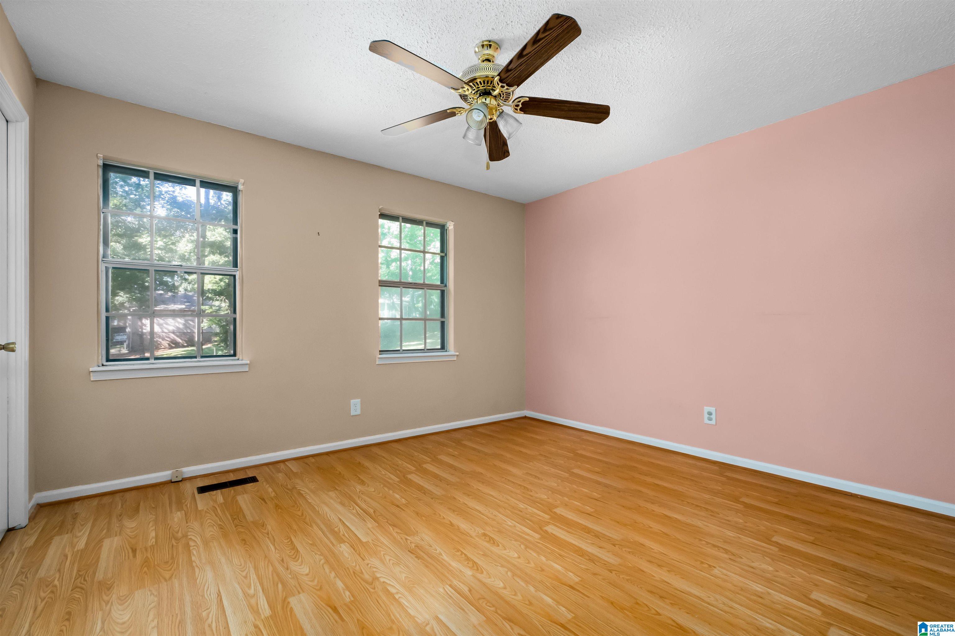 121 Hickory Street Alabaster, AL 35114 - Photo 21 of 41
