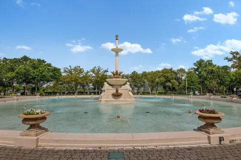 $325,000 | 277 Harrison Avenue, Unit E7, Jersey City, NJ 07304