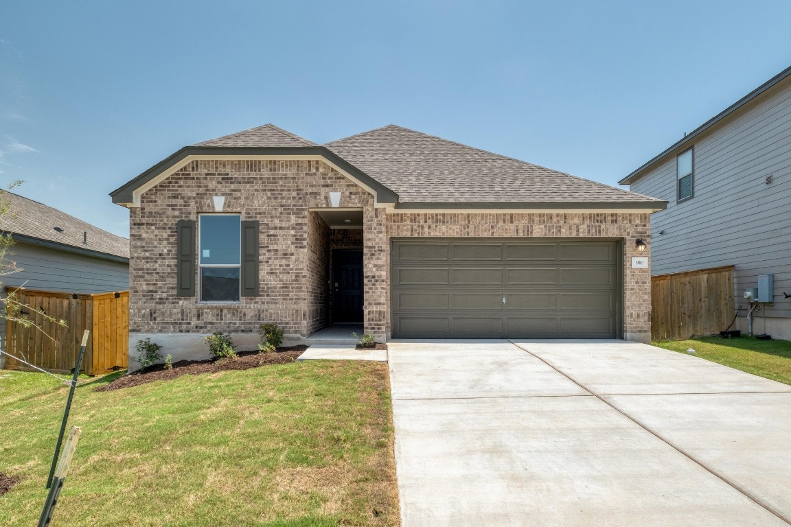 910 Yellow Ribbon Trail Jarrell, TX 76537 - Photo 2 of 25