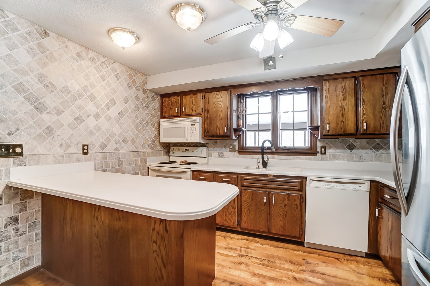 15420 Wappes Road Churubusco, IN 46723 - Photo 14 of 36