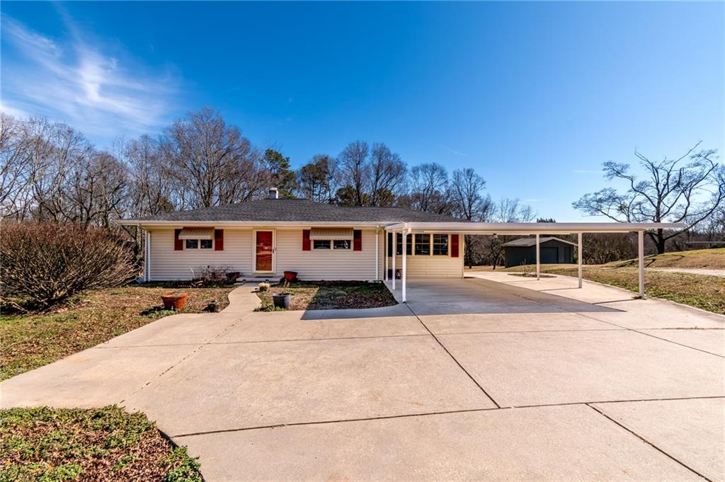 150 Clarks Bridge Road Gainesville, GA 30501 - Photo 3 of 30