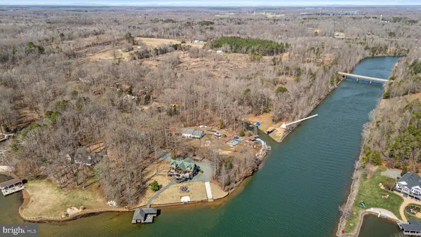 $950,000 | 215 Lakewood Landing Drive, Bumpass, VA 23024
