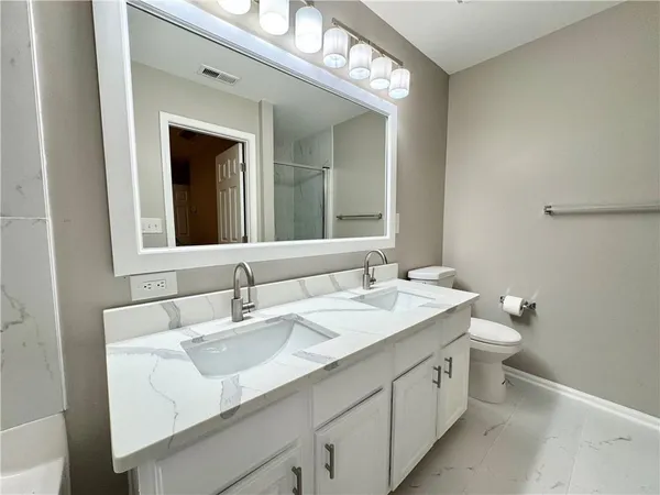 $220,000 | 745 Crestwell Circle, Atlanta, GA 30331