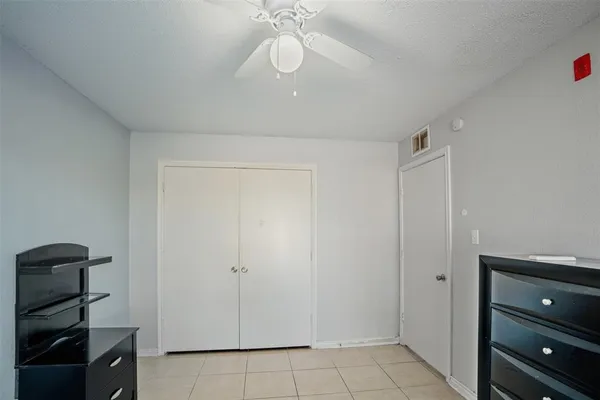 $2,500,000 | 150 South Main Street, Euless, TX 76040