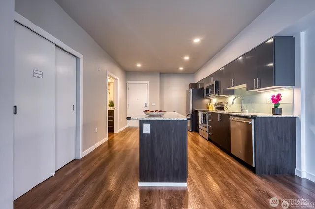 $599,000 | 1085 103rd Avenue Northeast, Unit 526, Bellevue, WA 98004