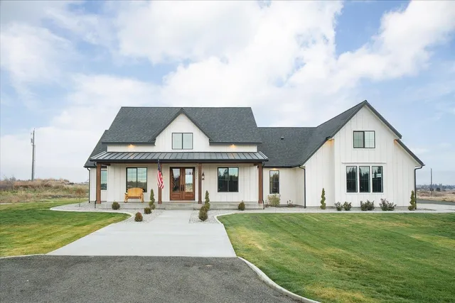 $1,150,000 | 23070 West McFarlane Road, Medical Lake, WA 99022