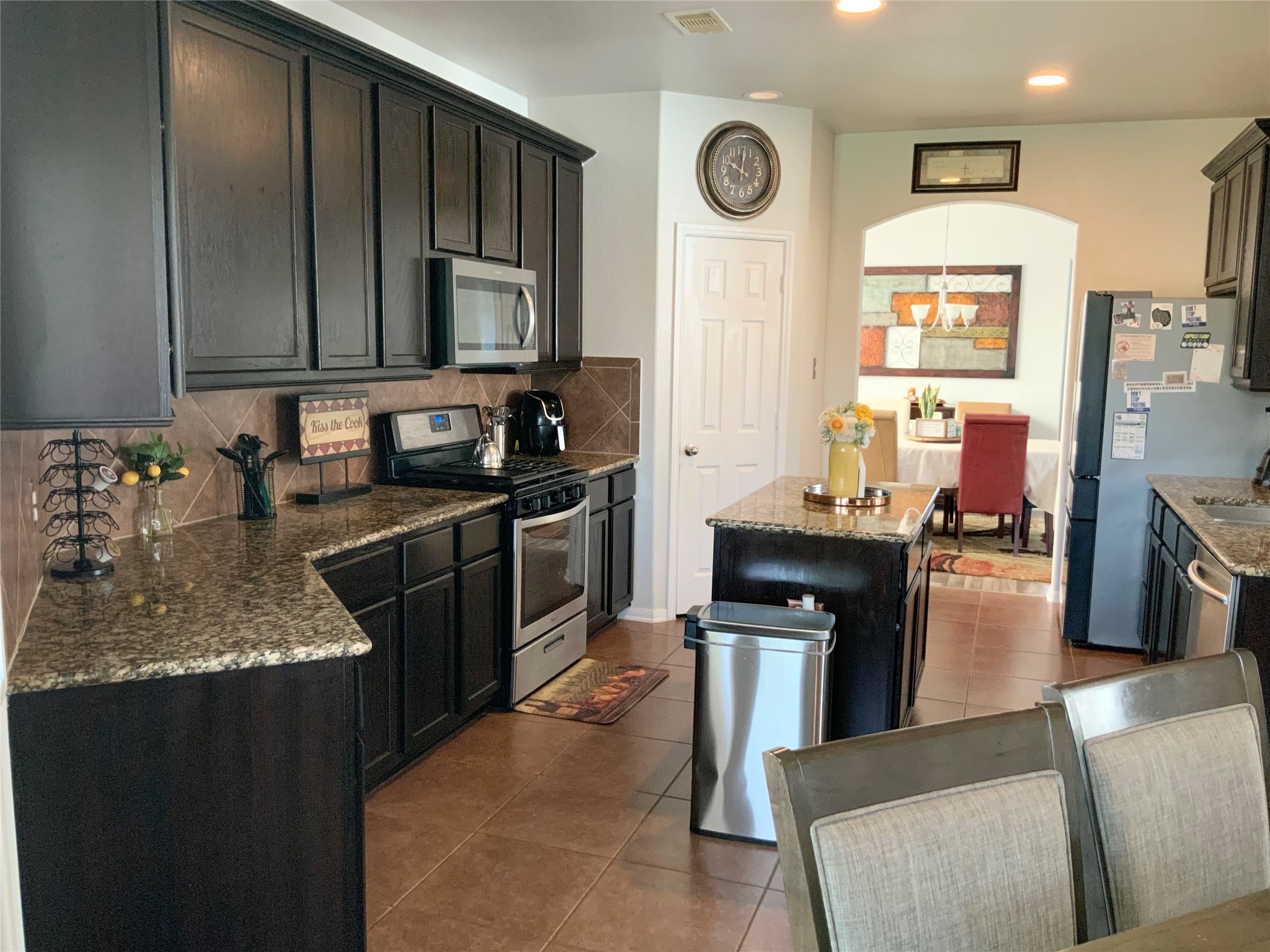5446 Peppermint Lane Baytown, TX 77521 - Photo 12 of 49 Kitchen