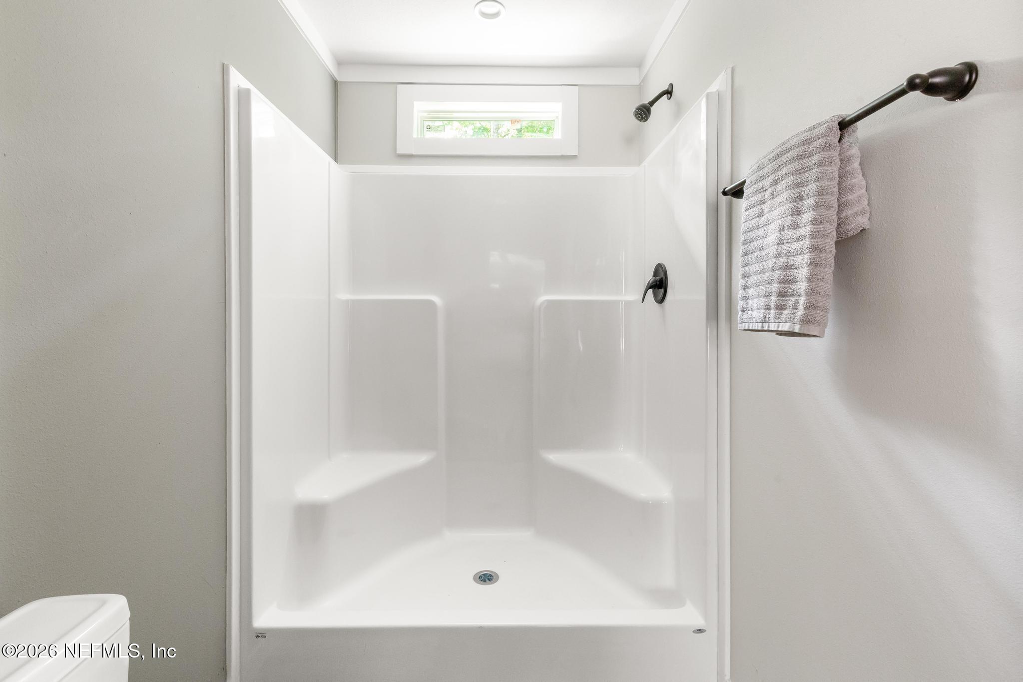 5333 Chicory Circle Middleburg, FL 32068 - Photo 45 of 53 a bathroom with a shower