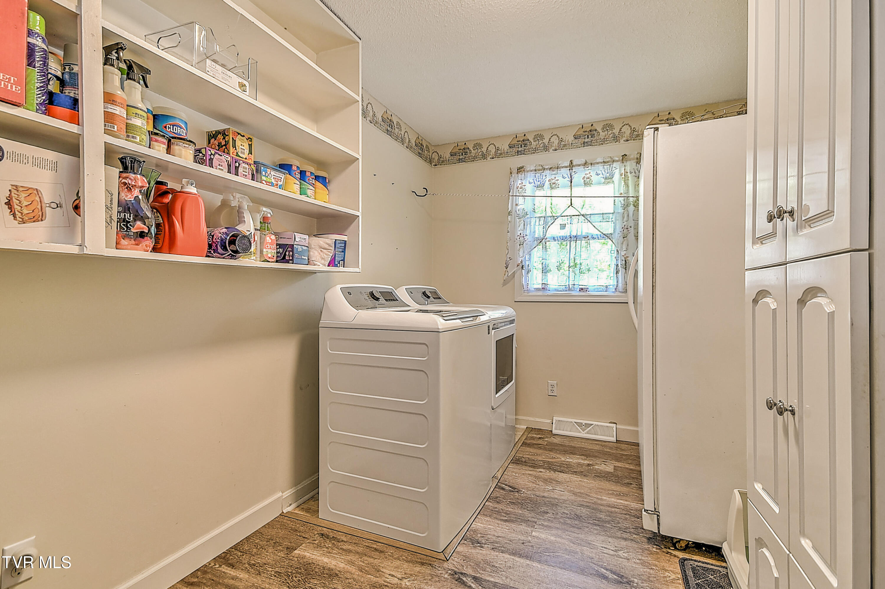 161 Judge Ben Allen Road Elizabethton, TN 37643 - Photo 33 of 88 161 Judge Ben Allen LC-28