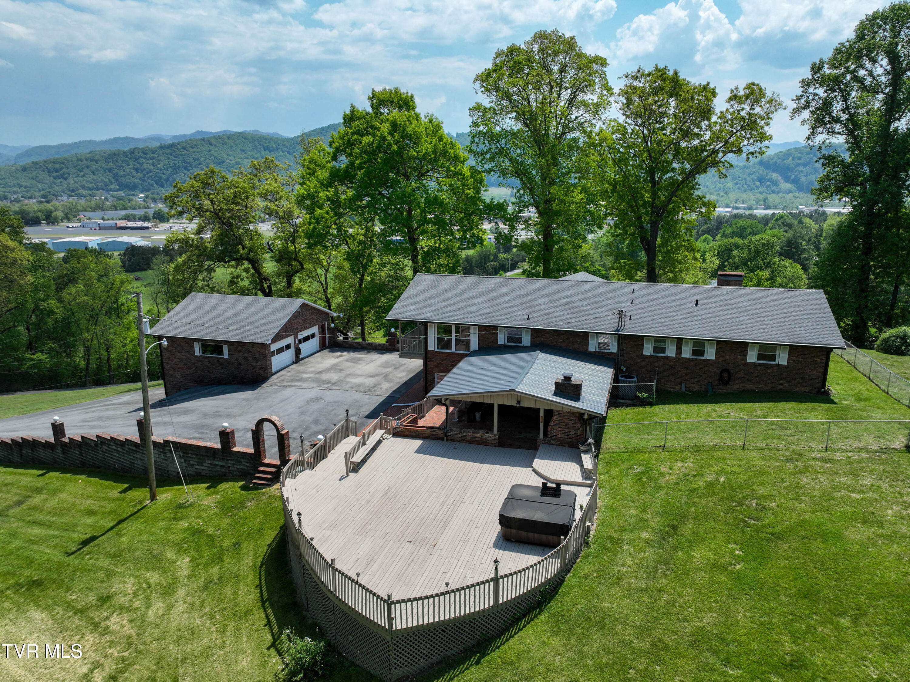 161 Judge Ben Allen Road Elizabethton, TN 37643 - Photo 74 of 88 161 Judge Ben Allen Rd Drone CLEMSON-26