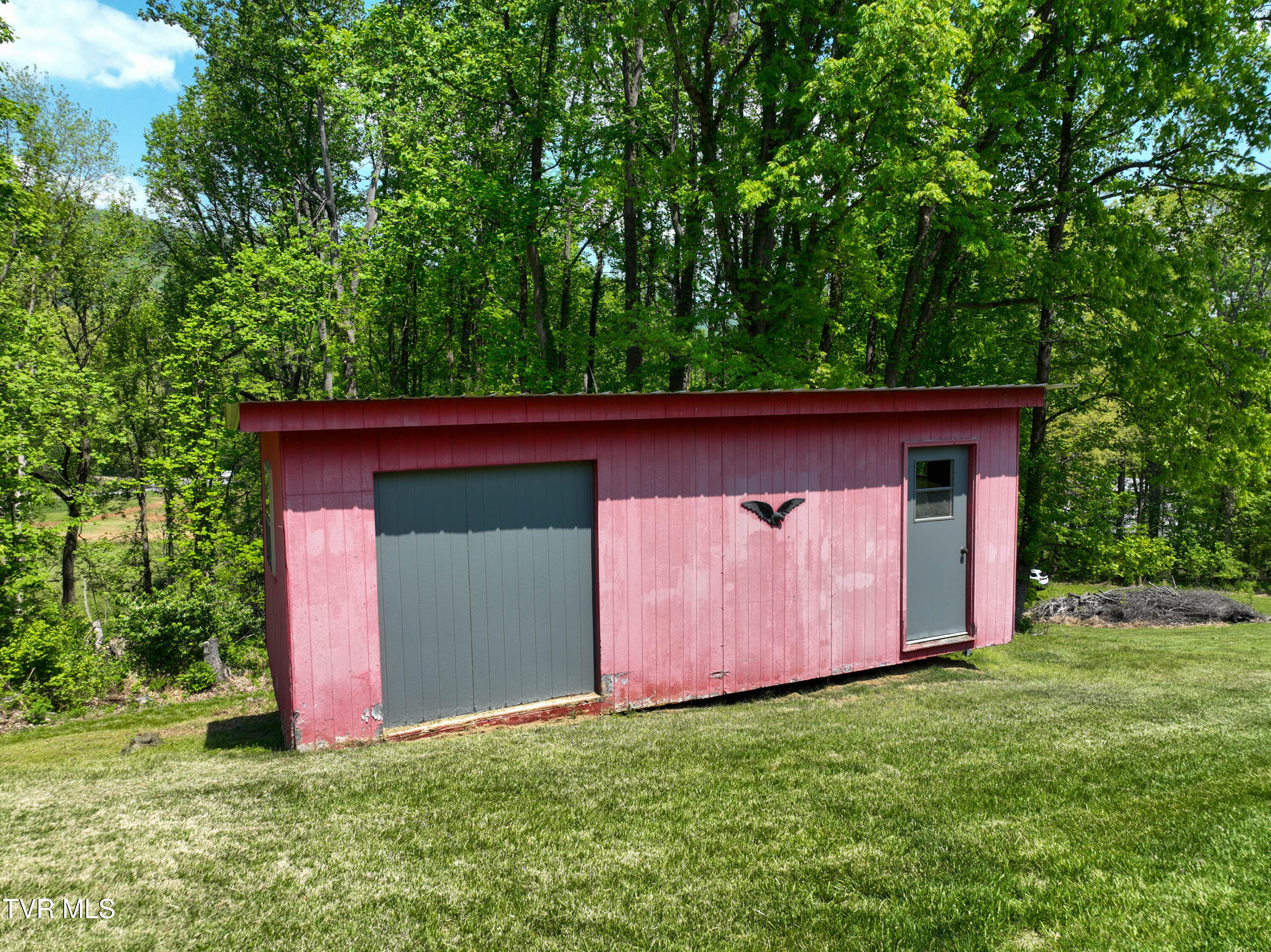 161 Judge Ben Allen Road Elizabethton, TN 37643 - Photo 76 of 88 161 Judge Ben Allen Rd Drone CLEMSON-28