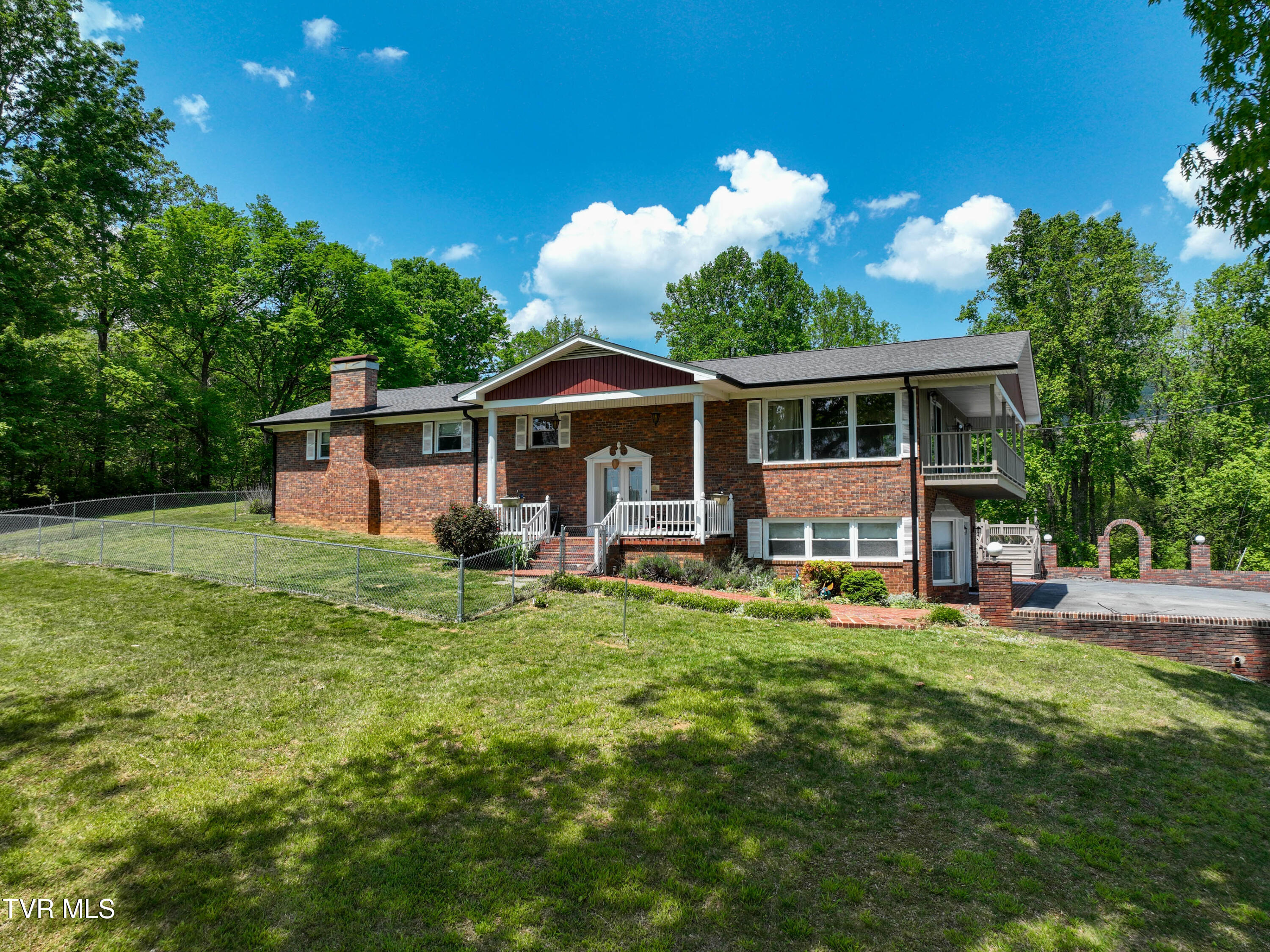 161 Judge Ben Allen Road Elizabethton, TN 37643 - Photo 8 of 88 161 Judge Ben Allen Rd Drone CLEMSON-20