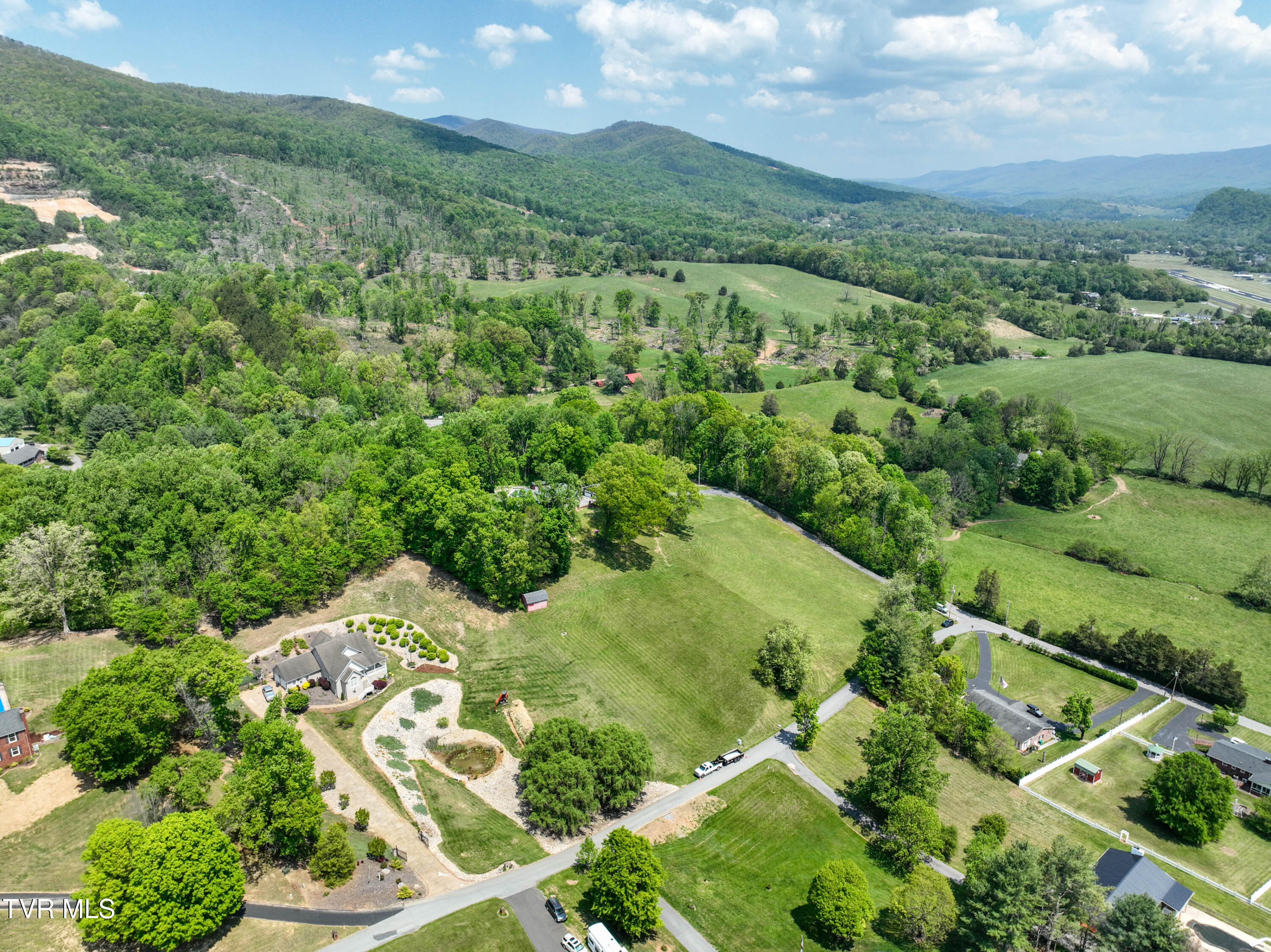 161 Judge Ben Allen Road Elizabethton, TN 37643 - Photo 85 of 88 161 Judge Ben Allen Rd Drone CLEMSON-7