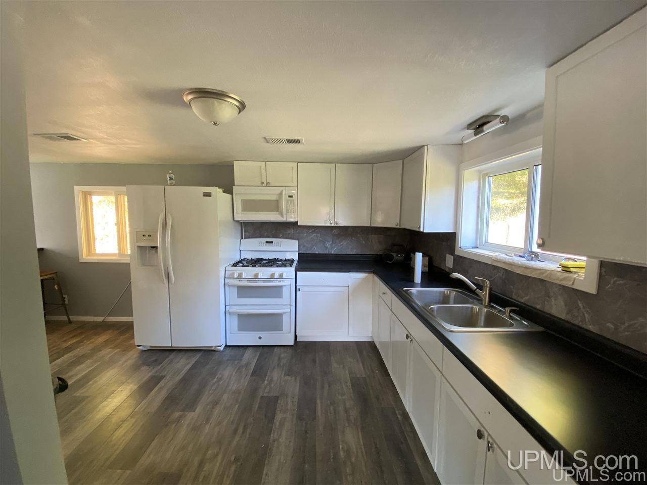 135 Co Road Ishpeming, MI 49849 - Photo 2 of 11