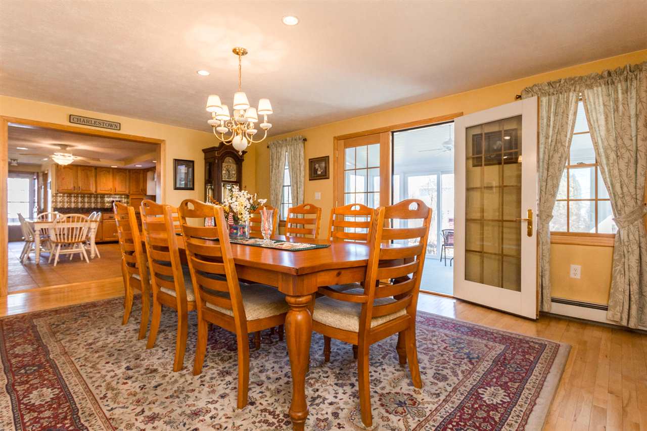 54 Nicole Road York, ME 03909 - Photo 5 of 27 Gallery Image 5