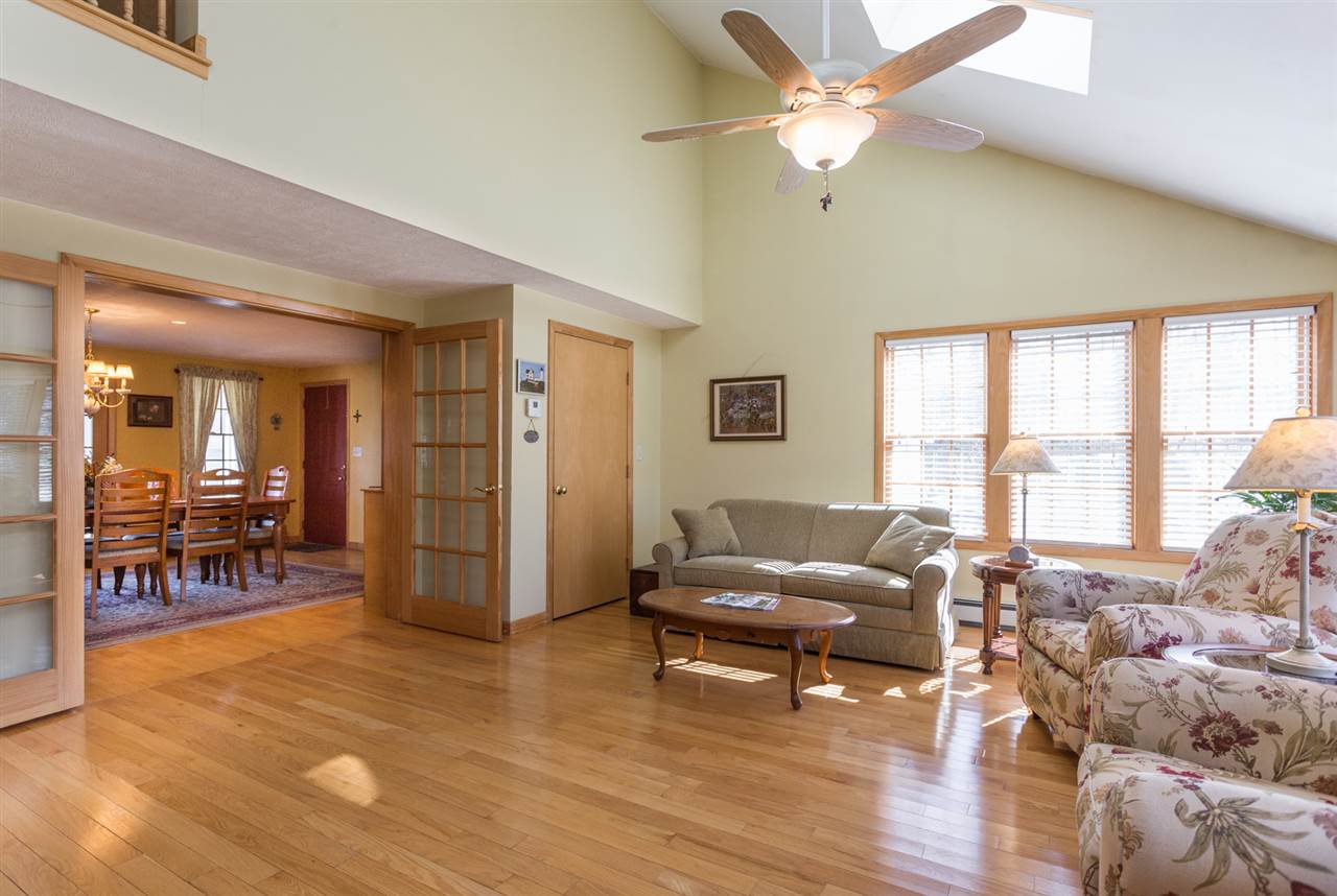 54 Nicole Road York, ME 03909 - Photo 7 of 27 Gallery Image 7