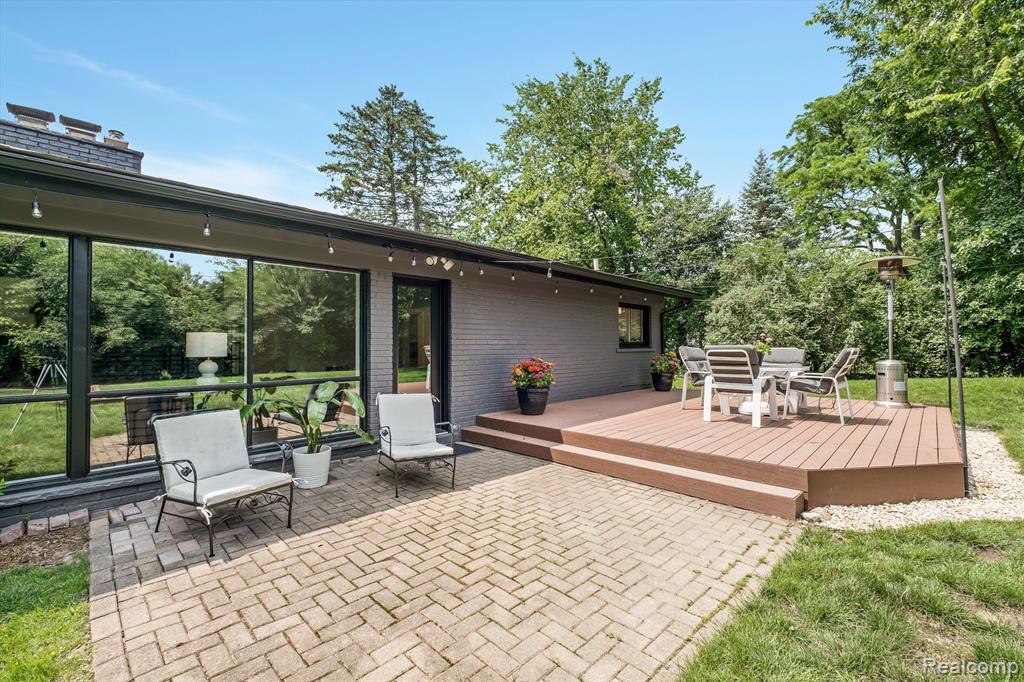 5791 Burnham Road Bloomfield Hills, MI 48302 - Photo 30 of 33