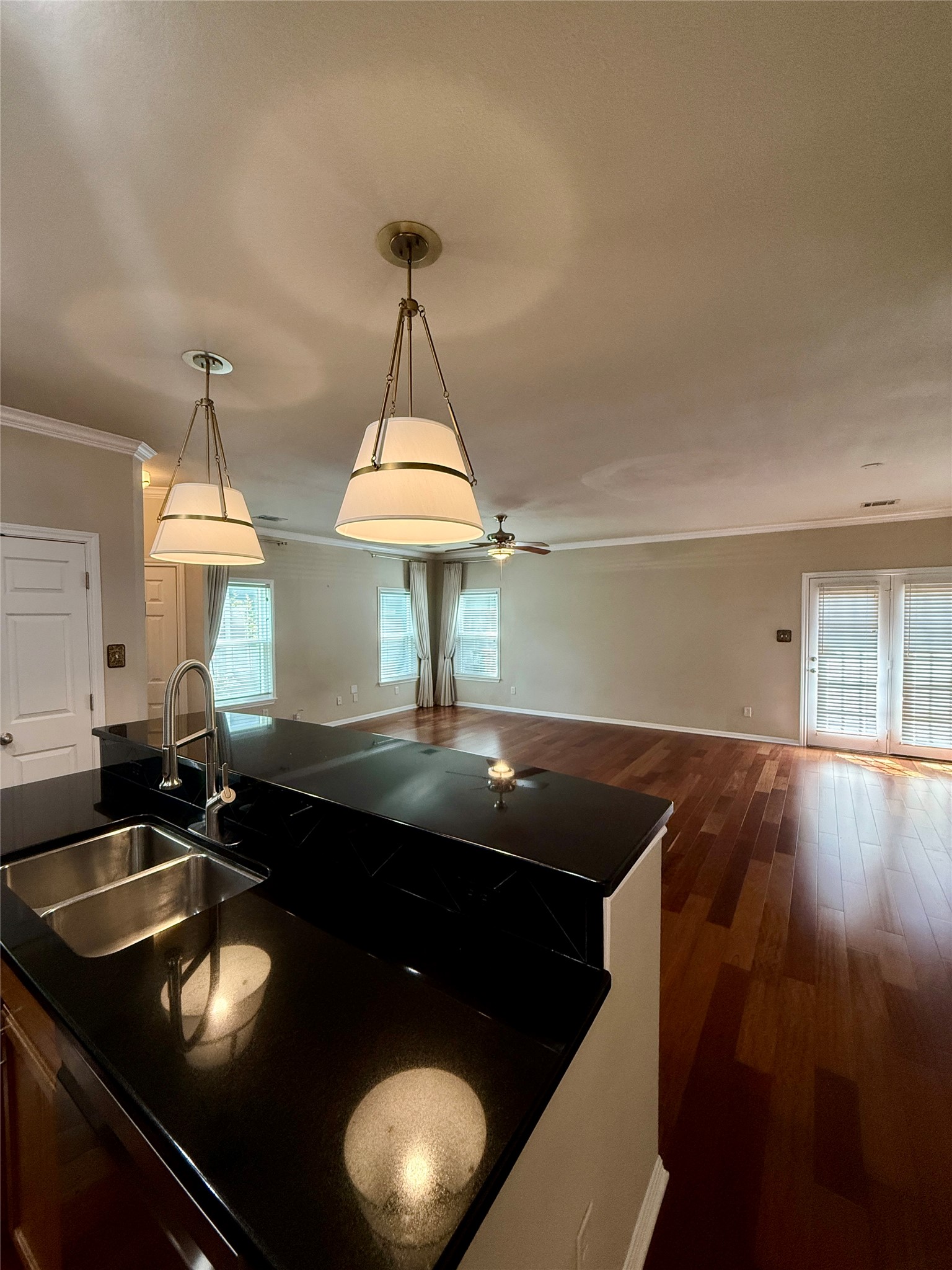 411 West St Elmo Road, Unit 39 Austin, TX 78745 - Photo 23 of 25 Gallery Image 23