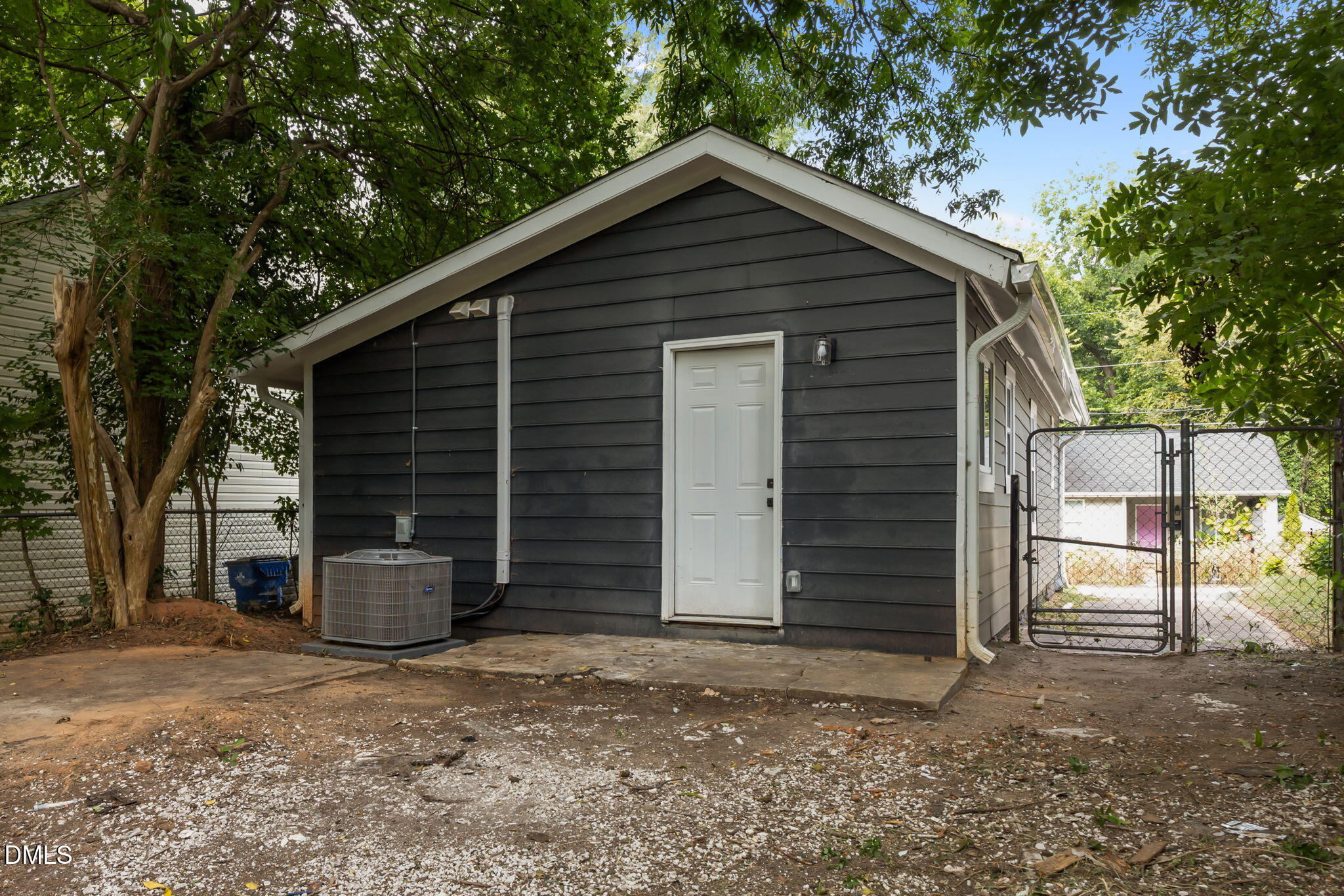 1213 South Bloodworth Street Raleigh, NC 27601 - Photo 33 of 33 36-web-or-mls-IMG_1963