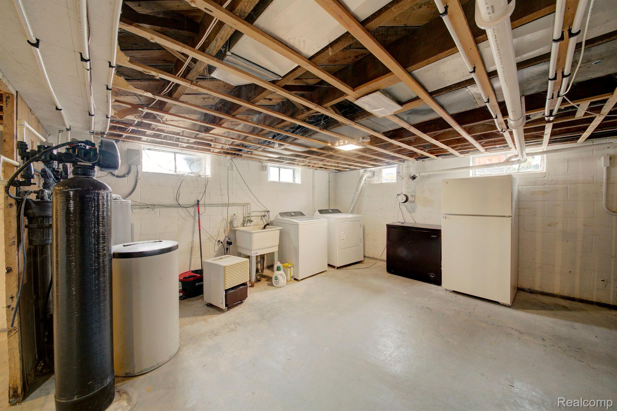 9015 Argentine Road Linden, MI 48451 - Photo 42 of 43 Gallery Image 42